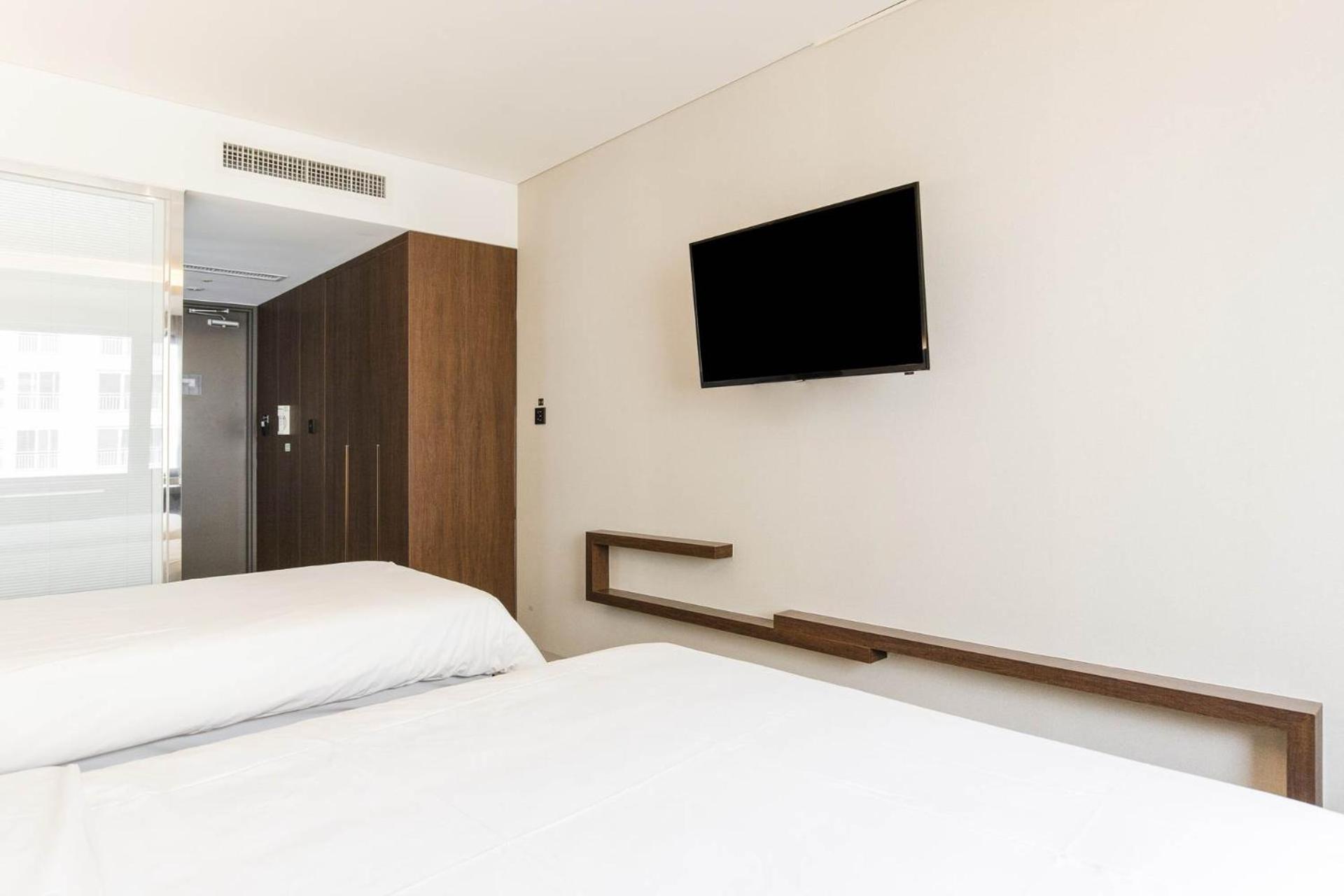 סוואן Hotel Elora מראה חיצוני תמונה