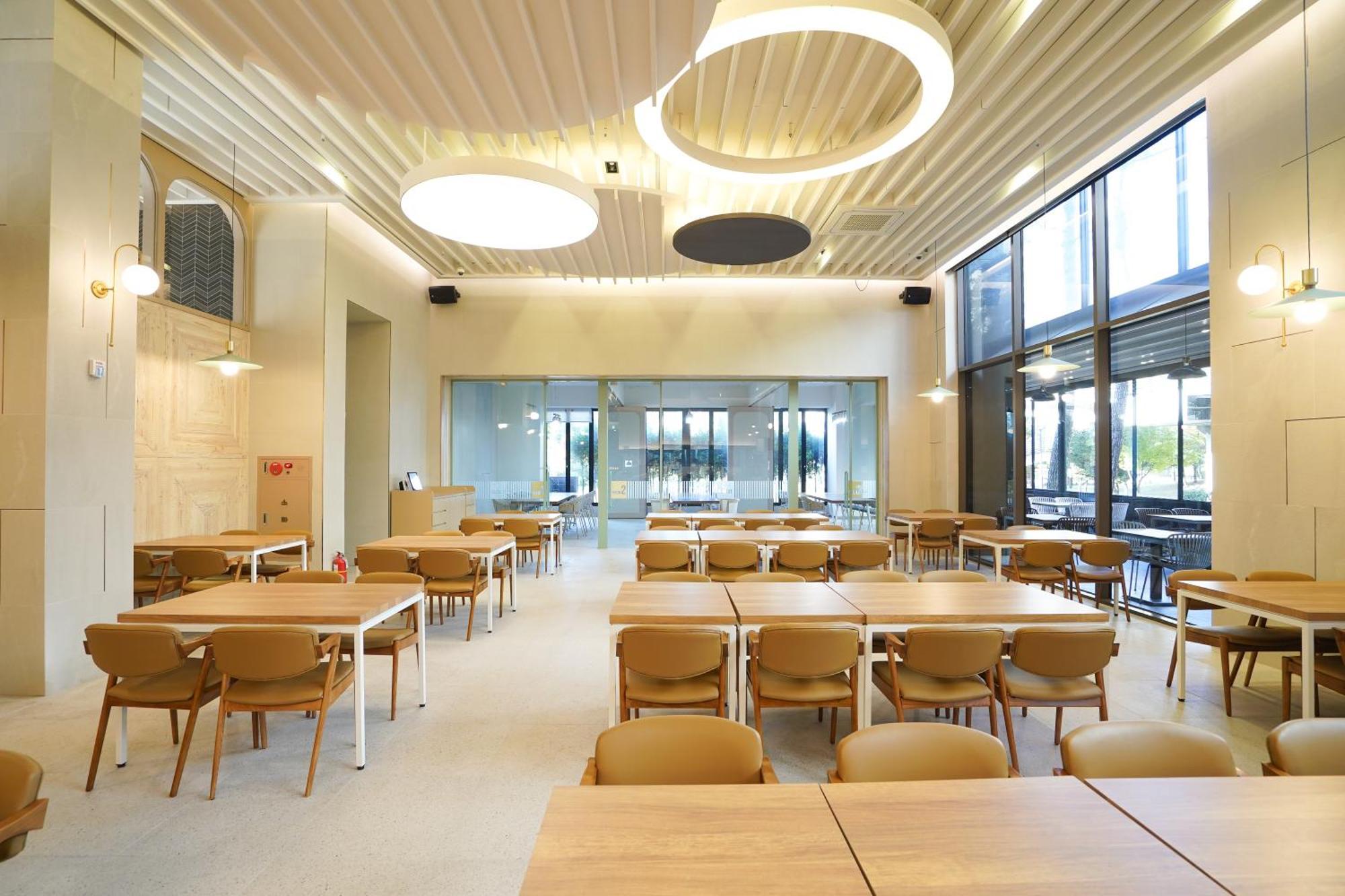 סוואן Hotel Elora מראה חיצוני תמונה