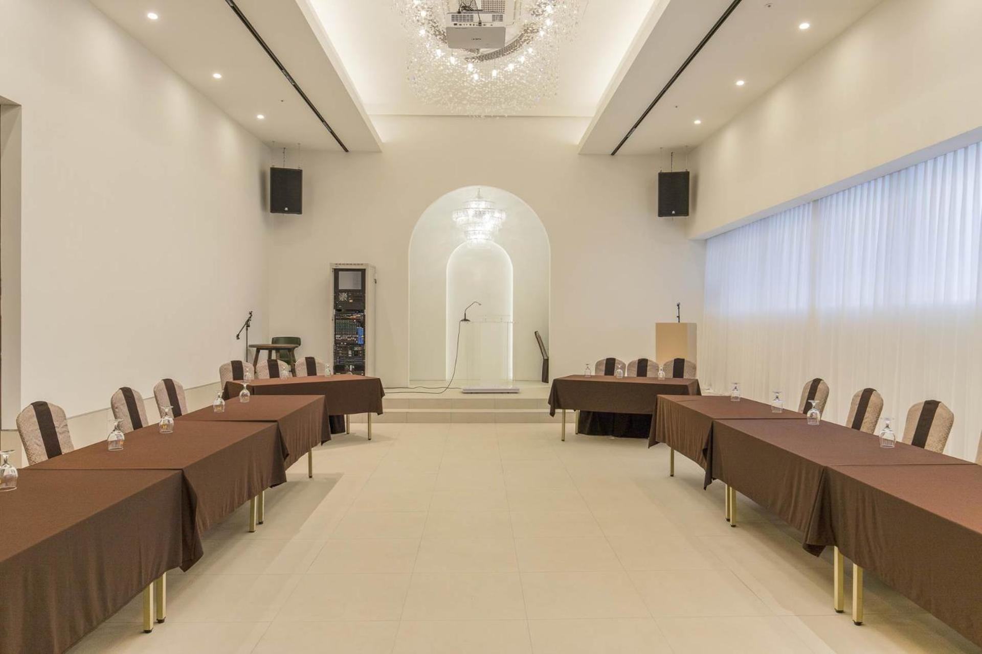 סוואן Hotel Elora מראה חיצוני תמונה