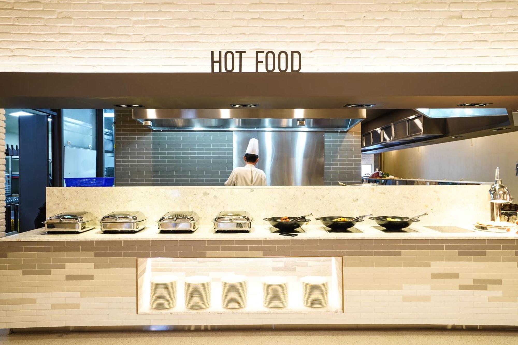 סוואן Hotel Elora מראה חיצוני תמונה