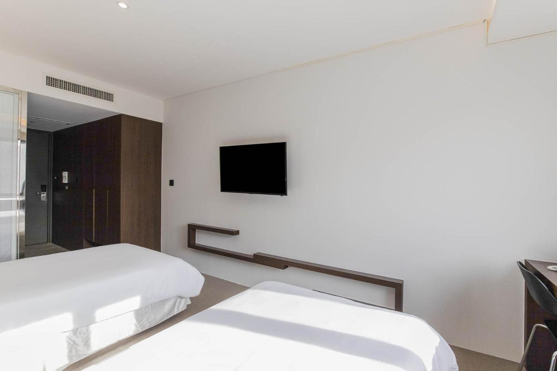 סוואן Hotel Elora מראה חיצוני תמונה